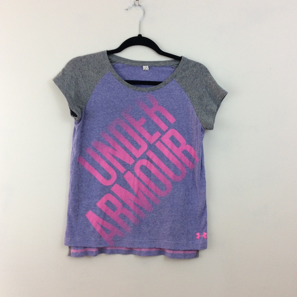 Under Armour | short sleeve| graphic tee
